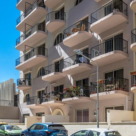 Spacious 3 Bedroom Apartment In The Heart Of St Julians Saint Julian's Ngoại thất bức ảnh