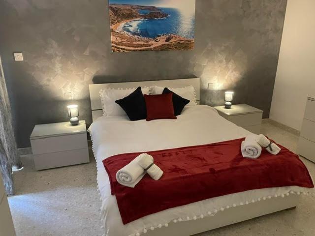 Spacious 3 Bedroom Apartment In The Heart Of St Julians Saint Julian's Ngoại thất bức ảnh