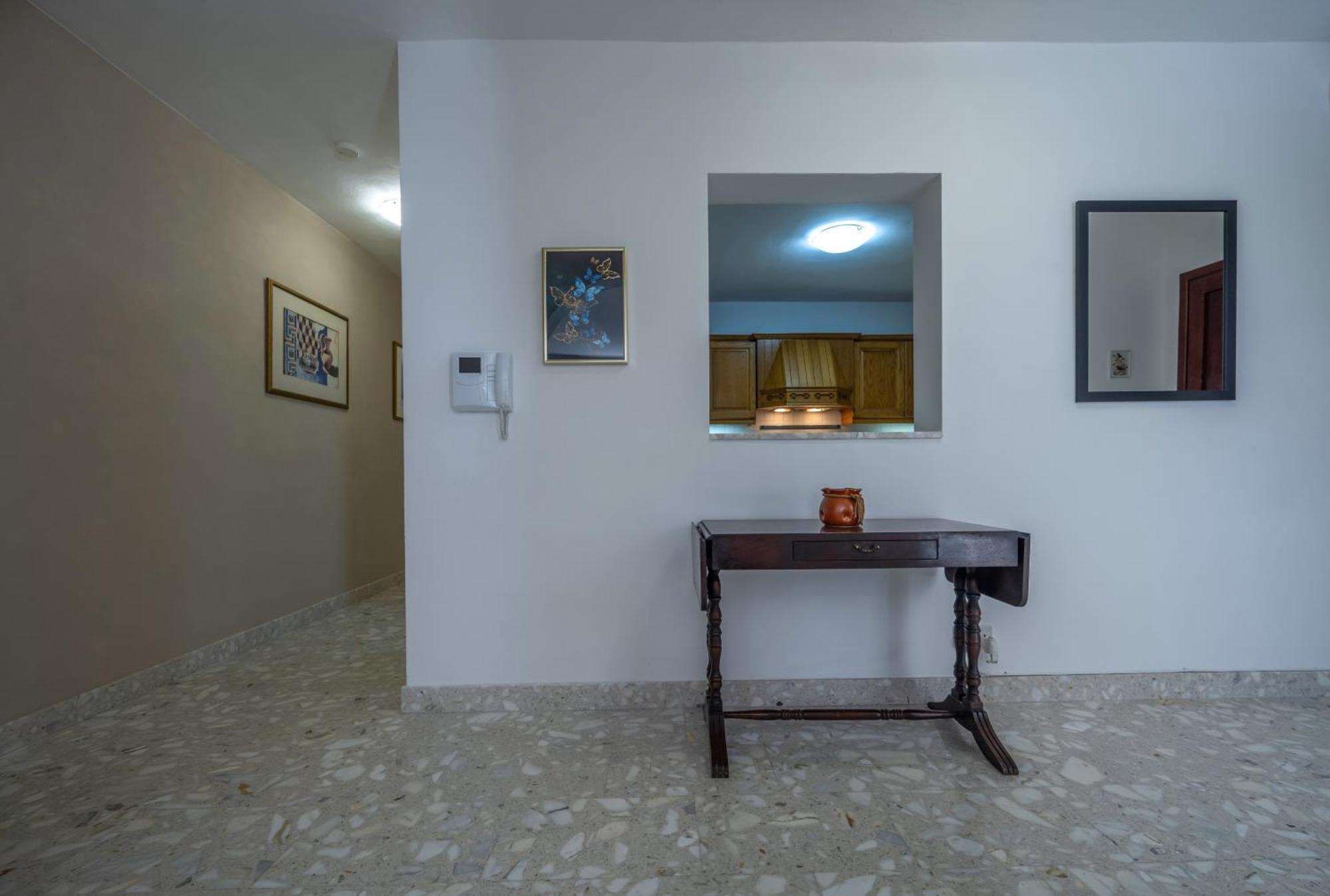 Spacious 3 Bedroom Apartment In The Heart Of St Julians Saint Julian's Ngoại thất bức ảnh