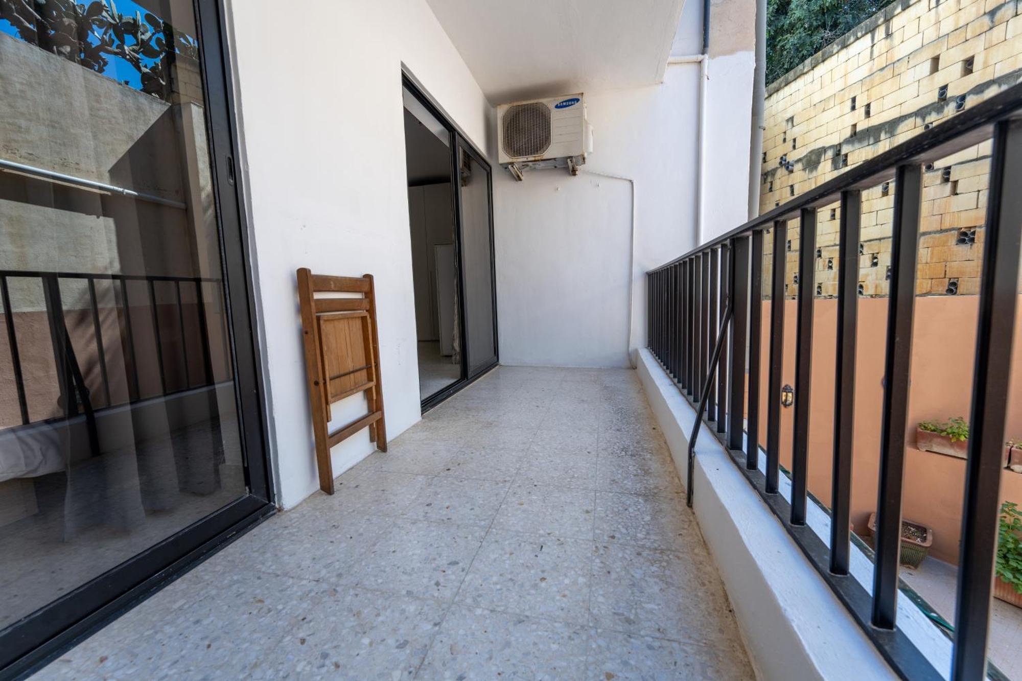 Spacious 3 Bedroom Apartment In The Heart Of St Julians Saint Julian's Ngoại thất bức ảnh
